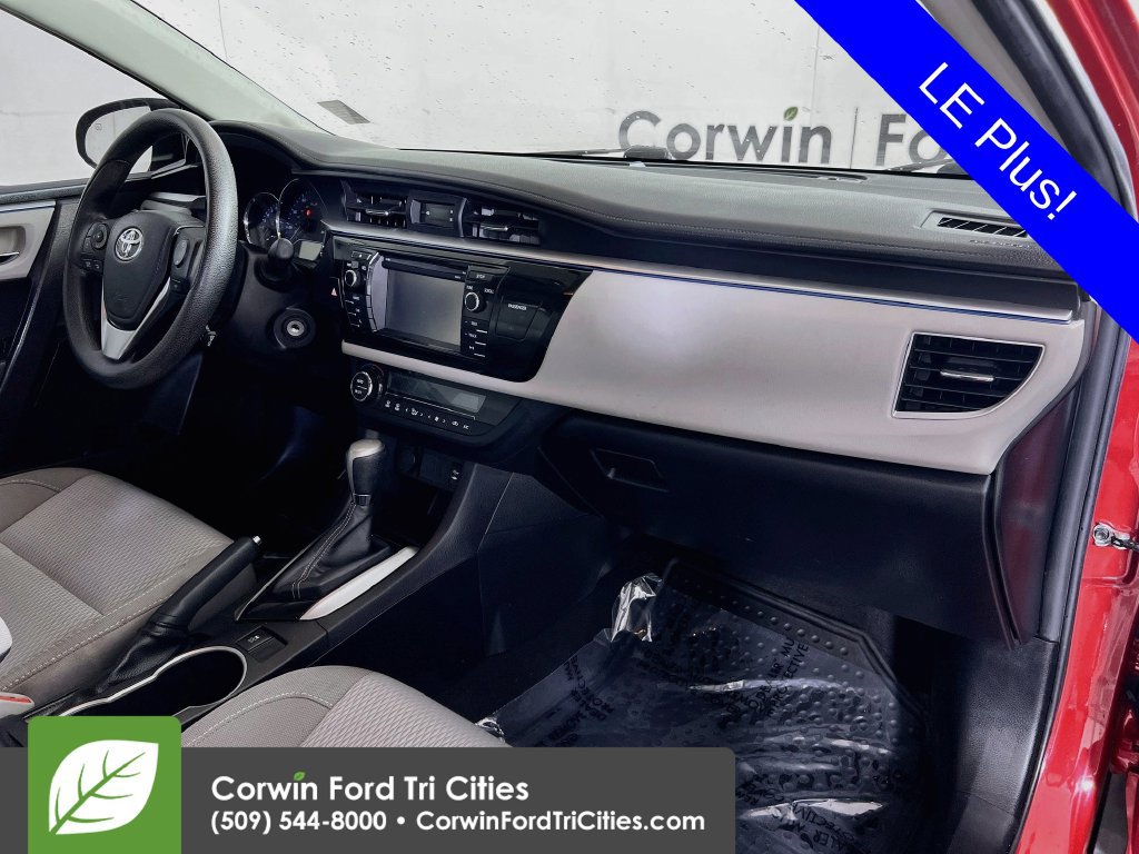 Used 2016 Toyota Corolla LE FWD image 27