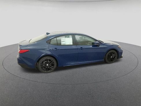 New 2026 Toyota Camry SE image 10