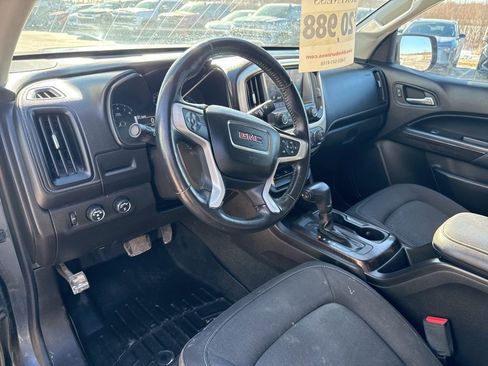 Certified 2017 GMC Canyon SLE w/ SLE Convenience Package image 14