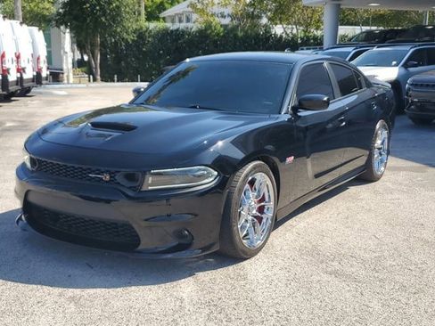 Certified 2022 Dodge Charger Scat Pack w/ Plus Group RWD image 3