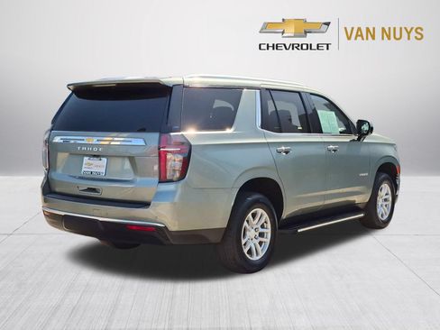 Used 2024 Chevrolet Tahoe LS RWD image 5