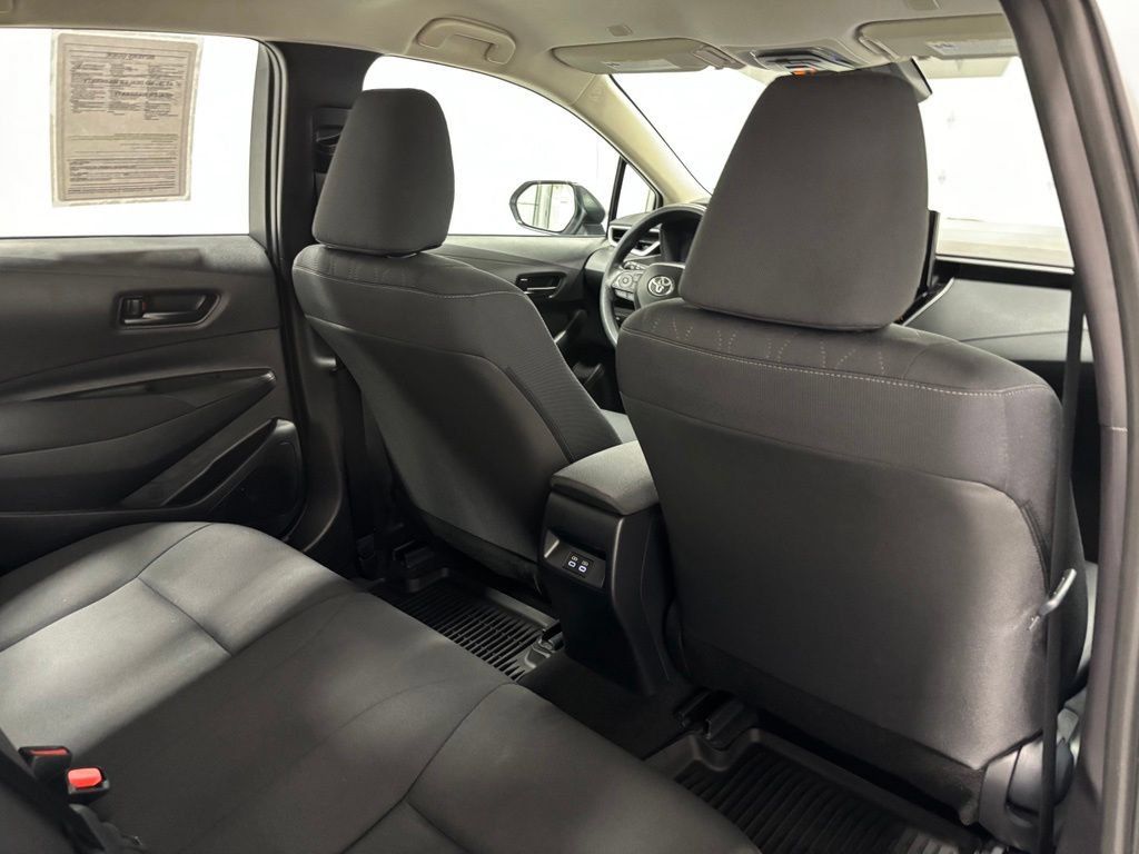 Used 2026 Toyota Corolla LE FWD image 54