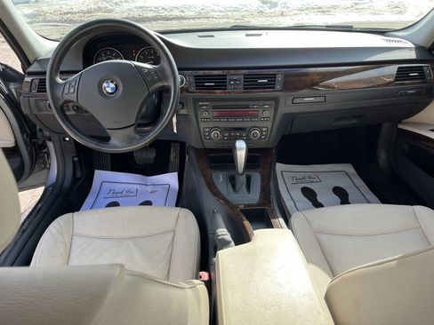 Used 2011 BMW 328i xDrive Sedan image 5