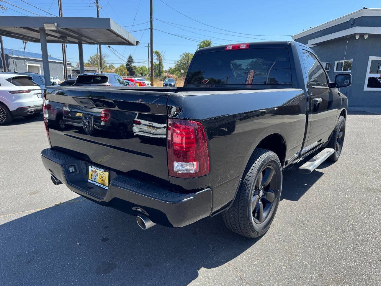 Used 2014 RAM 1500 Express RWD image 5