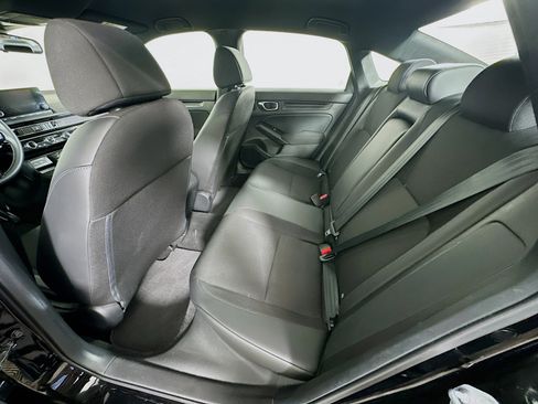 Used 2025 Honda Civic Sport image 26