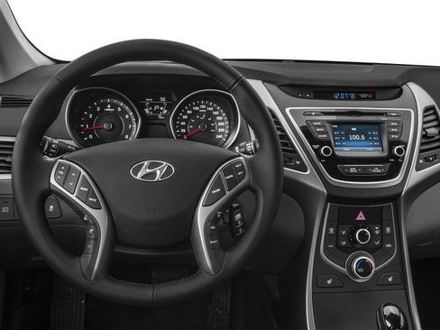 Used 2016 Hyundai Elantra SE w/ Option Group 02 image 9