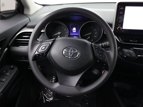 Used 2020 Toyota C-HR LE FWD image 25