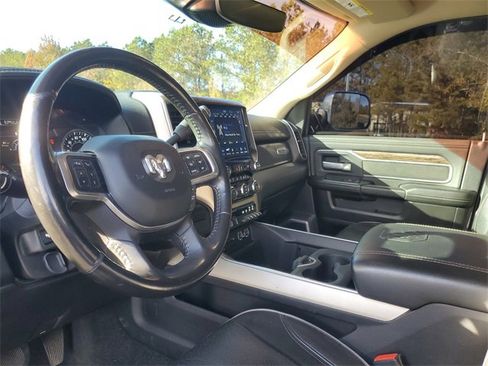 Used 2019 RAM 2500 Laramie image 15