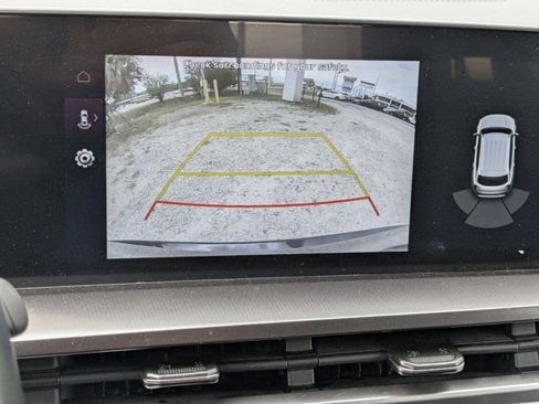 Used 2025 Kia Telluride S image 19