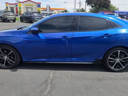 Used 2020 Honda Civic Sport image 6