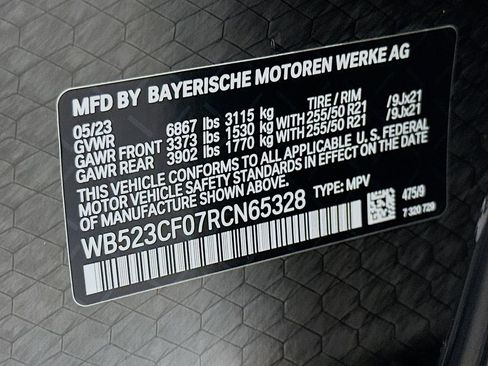 Certified 2024 BMW iX xDrive50 w/ Sport Package AWD/4WD image 32