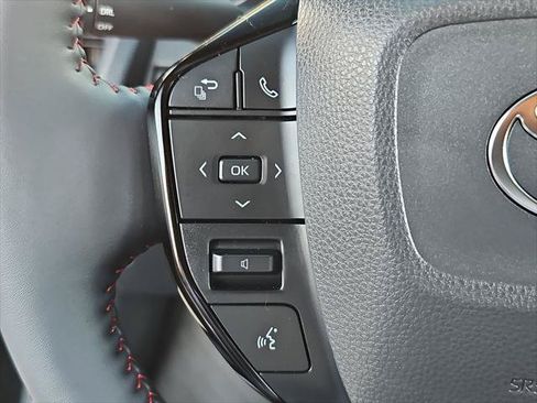 Certified 2026 Toyota Prius Plug-In Hybrid FWD image 11