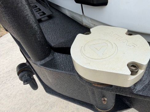 Used 2016 Jeep Wrangler Unlimited Sahara w/ Connectivity Group image 9