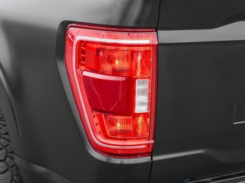 Used 2023 Ford F150 XLT w/ Equipment Group 302A High image 7