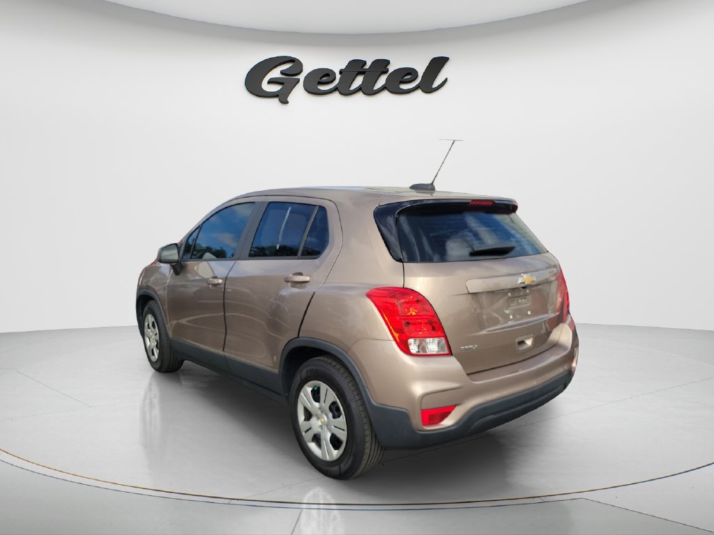 Used 2018 Chevrolet Trax LS FWD image 5