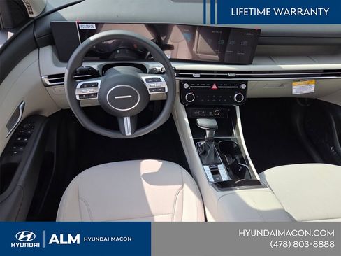 New 2026 Hyundai Tucson SEL FWD image 16