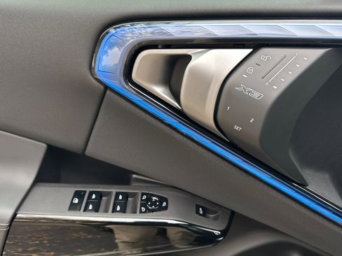 New 2026 BMW X3 xDrive30 w/ Premium Package image 8