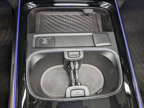 Certified 2025 Mercedes-Benz GLA 250 4MATIC image 28