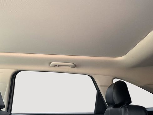 Used 2022 Kia Sorento SX image 7