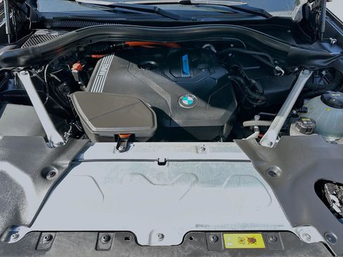 Used 2021 BMW X3 xDrive30e w/ Convenience Package image 32