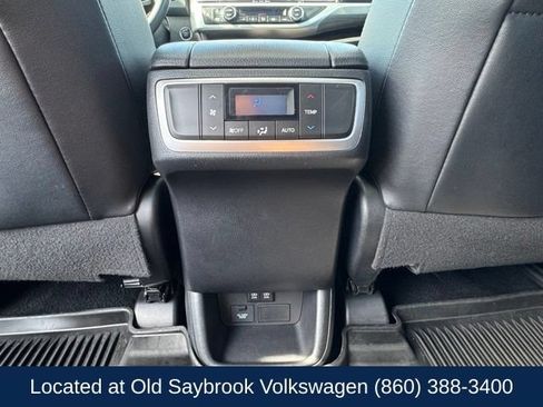 Used 2019 Toyota Highlander Limited AWD/4WD image 13