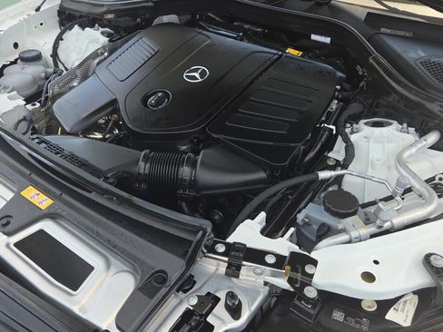 Used 2025 Mercedes-Benz GLC 300 image 20