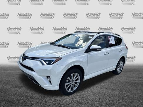 Used 2017 Toyota RAV4 Platinum FWD image 5