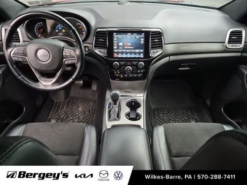 Used 2021 Jeep Grand Cherokee Laredo X AWD/4WD image 28