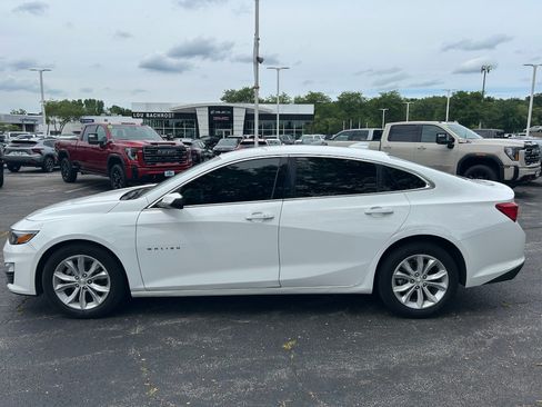 Used 2025 Chevrolet Malibu LT FWD image 8