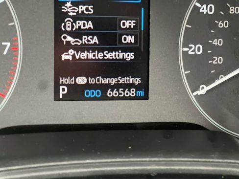 Used 2023 Toyota Corolla LE image 23