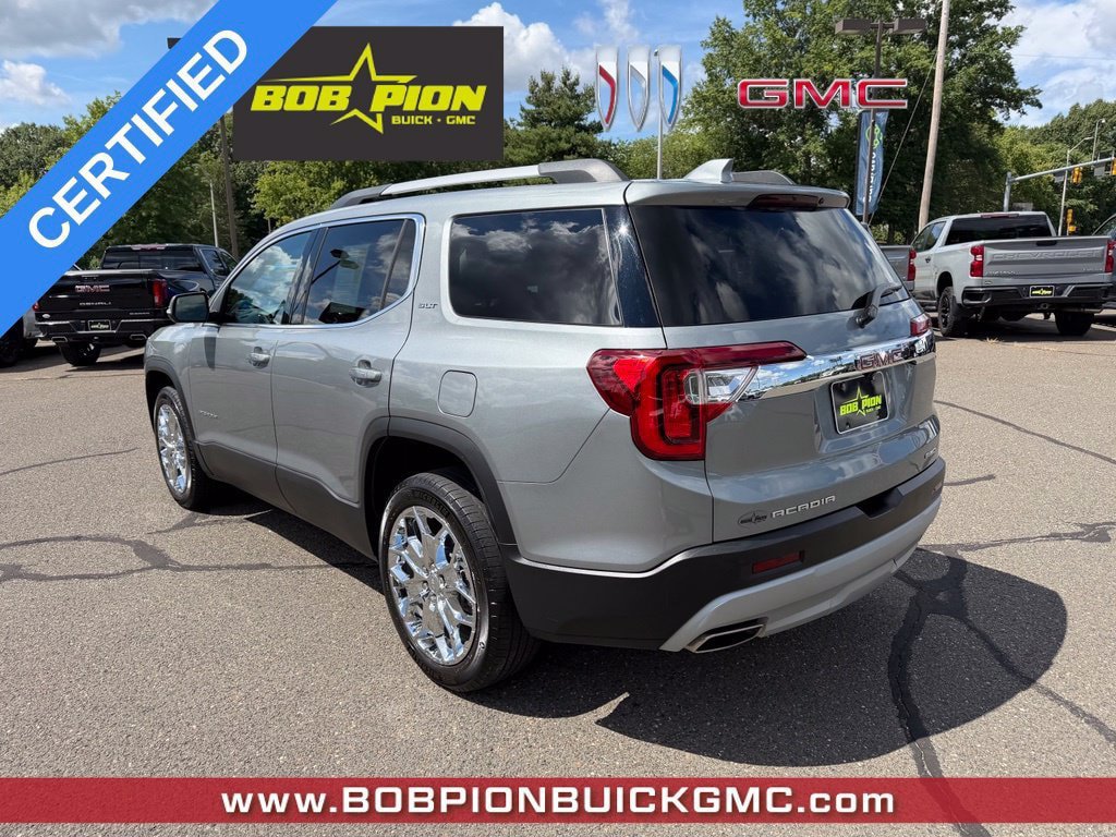 Certified 2023 GMC Acadia SLT w/ Preferred Package AWD/4WD image 4