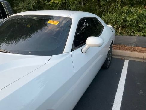 Used 2016 Dodge Challenger SXT Plus RWD image 8