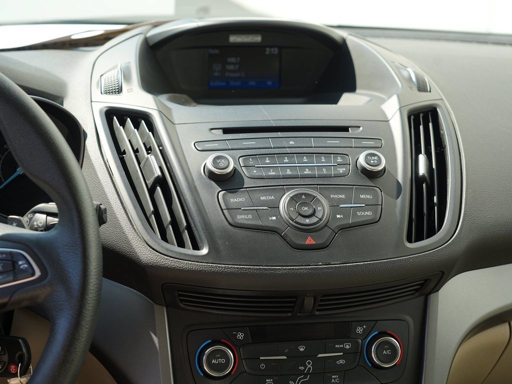 Used 2017 Ford Escape SE AWD/4WD image 22
