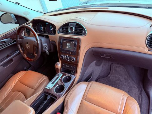 Used 2013 Buick Enclave Premium image 27