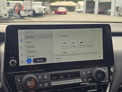 Certified 2026 Toyota Grand Highlander FWD image 28