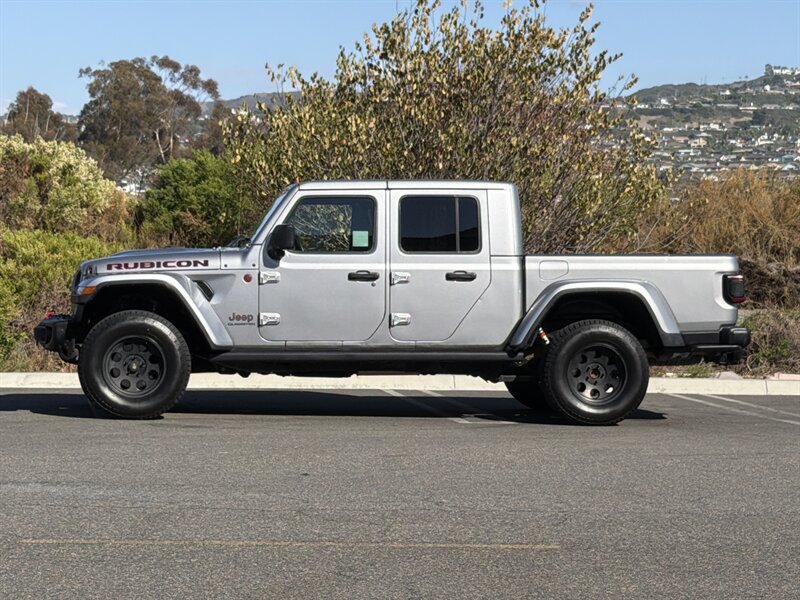 Used 2020 Jeep Gladiator Rubicon AWD/4WD image 4