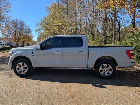 Used 2023 Ford F150 Platinum image 2