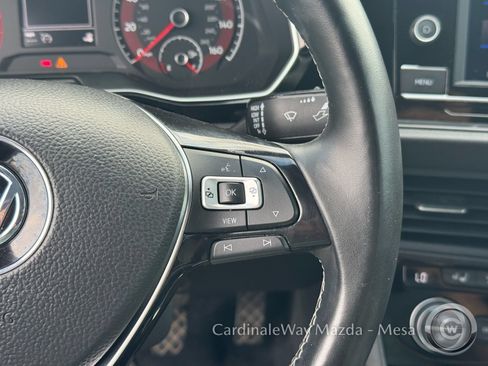 Used 2020 Volkswagen Jetta R-Line w/ R-Line Cold Weather Package FWD image 21