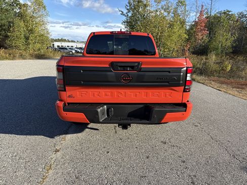 New 2026 Nissan Frontier PRO-4X w/ Pro-4x Convenience Package image 6