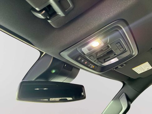 Certified 2022 GMC Sierra 1500 AT4 w/ AT4 Preferred Package image 36