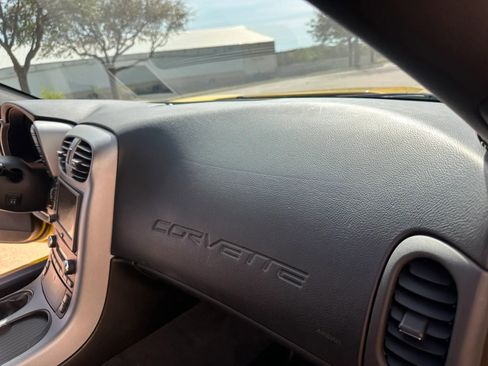 Used 2006 Chevrolet Corvette Z06 w/ Preferred Equipment Group image 29