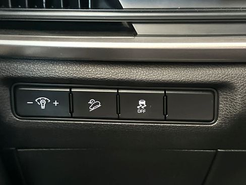Used 2024 Kia Telluride S AWD/4WD image 31