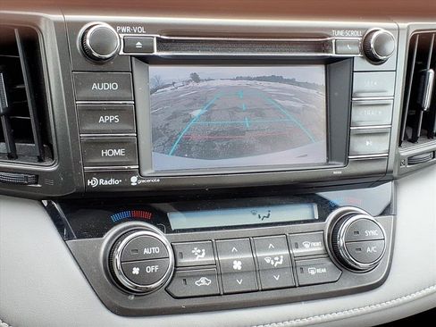 Used 2014 Toyota RAV4 XLE image 25