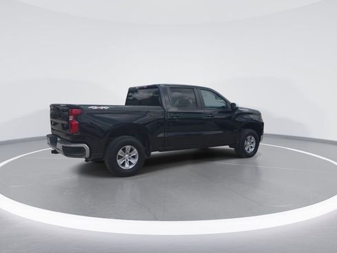 Used 2024 Chevrolet Silverado 1500 LT AWD/4WD image 8