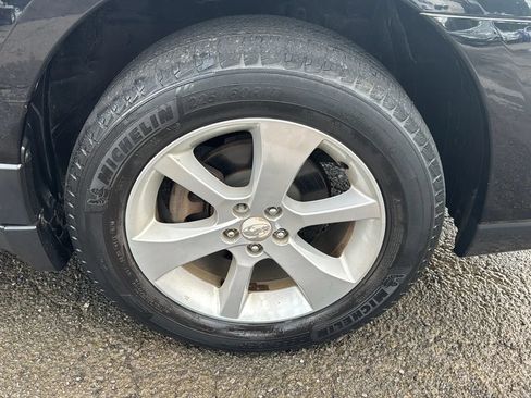 Used 2013 Subaru Outback 2.5i Premium w/ Popular Pkg 1A AWD/4WD image 33