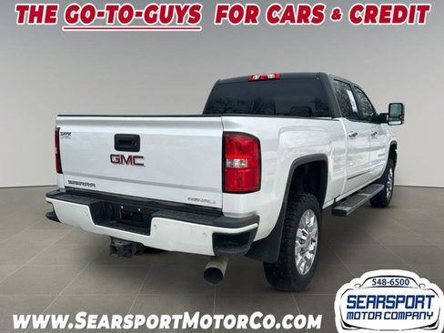 Used 2018 GMC Sierra 2500 Denali w/ Duramax Plus Package image 4
