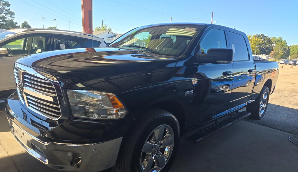 Used 2019 RAM 1500 Big Horn AWD/4WD image 1