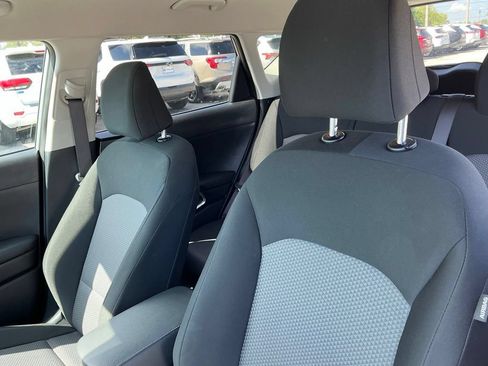 Used 2025 Kia Soul LX w/ LX Technology Package FWD image 23