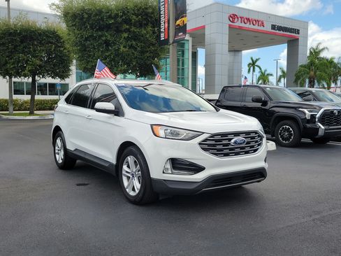 Used 2019 Ford Edge SEL w/ Equipment Group 201A FWD image 2