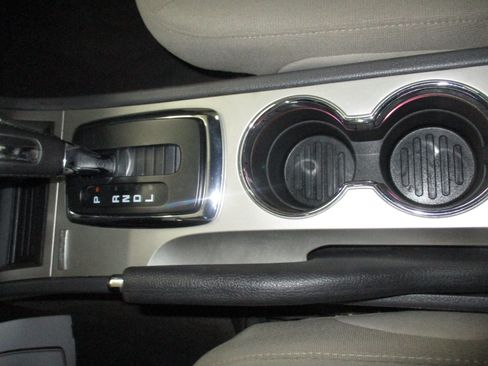 Used 2010 Ford Fusion Hybrid FWD image 24